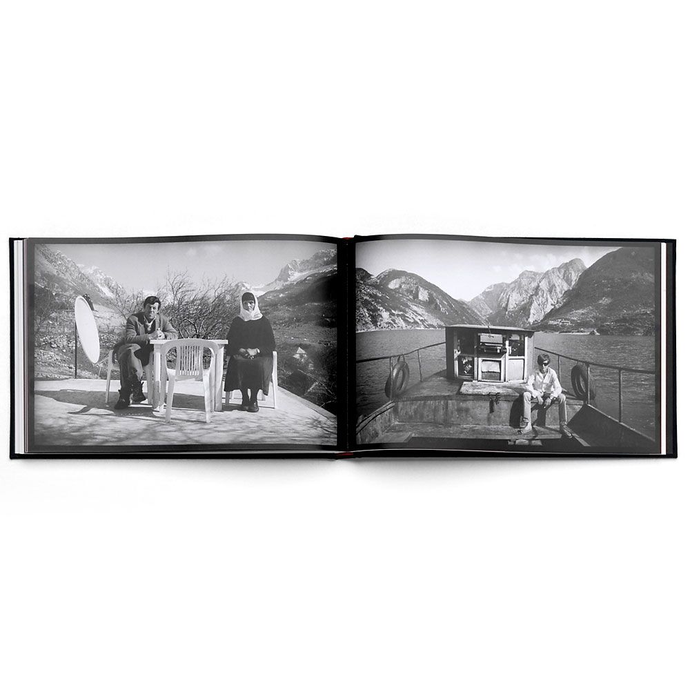 cosi-e-rhodri-jones-photobook-lartiere-photography-2015
