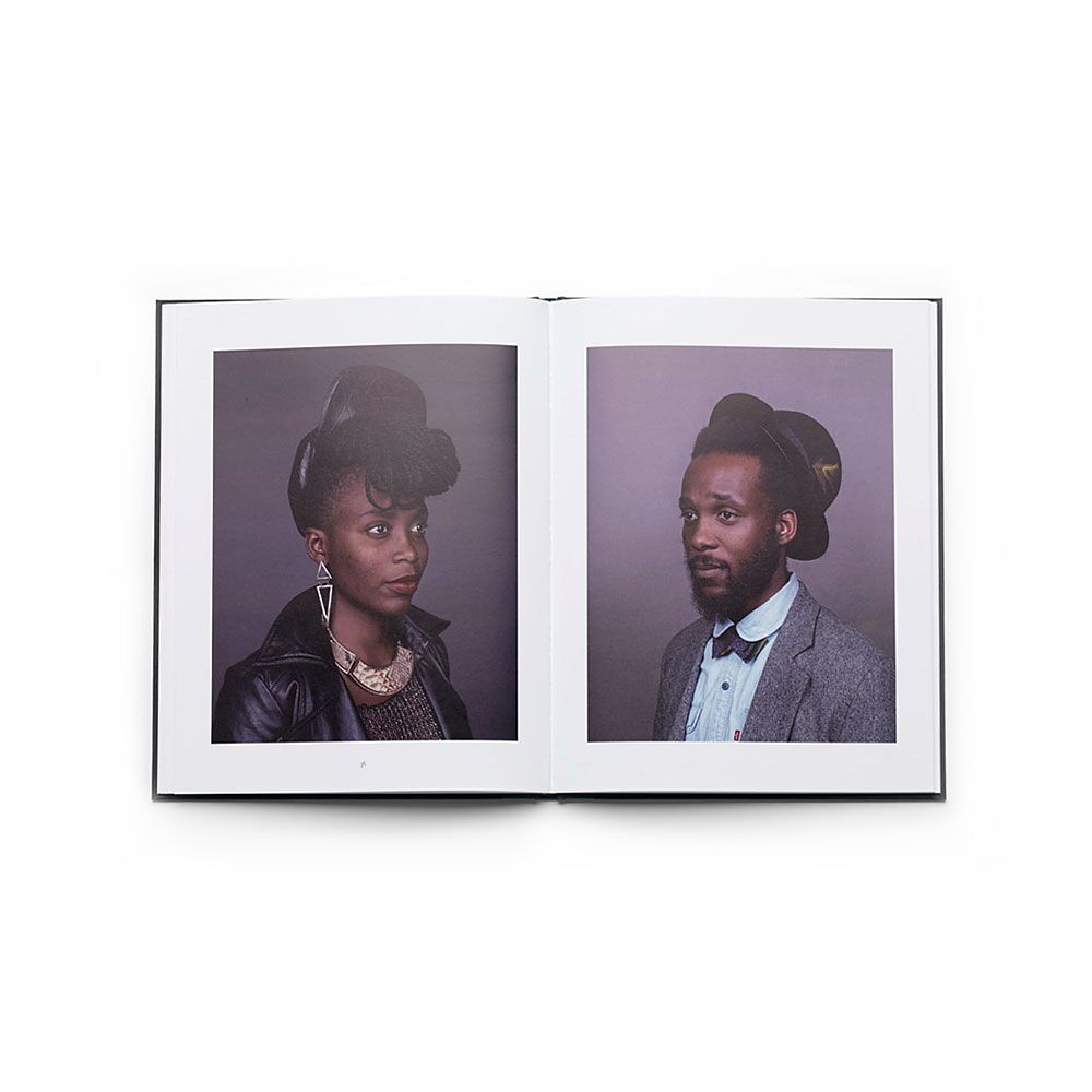 golden-youth-oliver-kruger-photography-photo-book-lartiere-2015